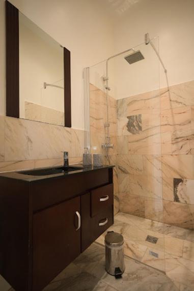 Prestige Designer Apartment, Super Central Nice Exterior photo