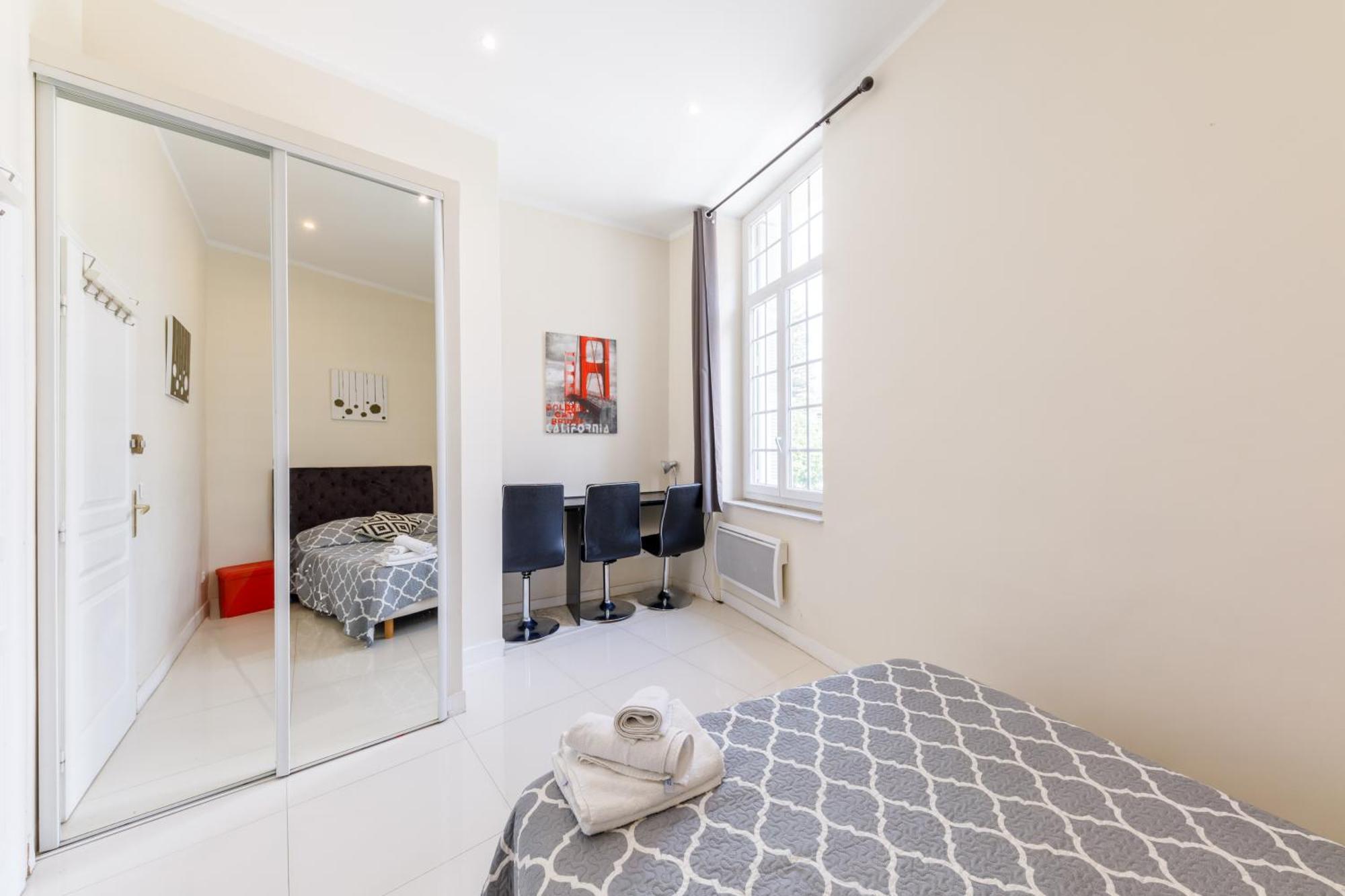 Prestige Designer Apartment, Super Central Nice Exterior photo